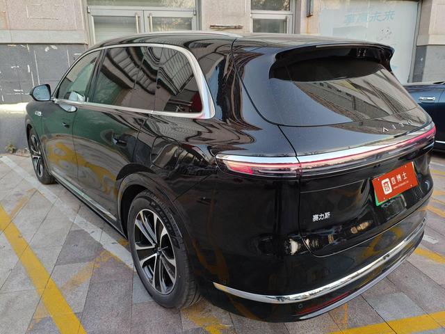 Pre-Owned AITO M7 2026 Extended-Range Ultra Five-Seater Four-Wheel Drive Edition