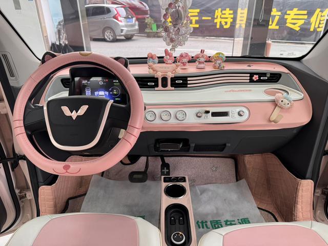 Pre-Owned Wuling Hongguang MINIEV 2021 Macaron Premium Edition Lithium Iron Phosphate