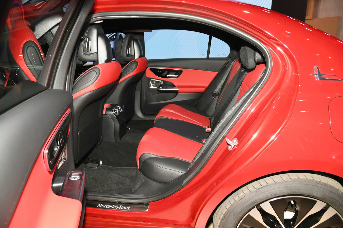 Beijing Benz Mercedes-Benz C-Class -Hybrid PHEV