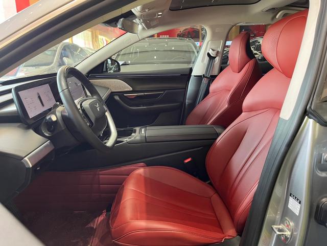 Certificated Pre-Owned XPENG P7 2020 670N-u21686202