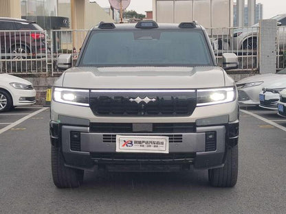 Certificated Pre-Owned Formula Leopard 8 2025 Brave and Wise Flagship Edition 7-Seater -u21708105