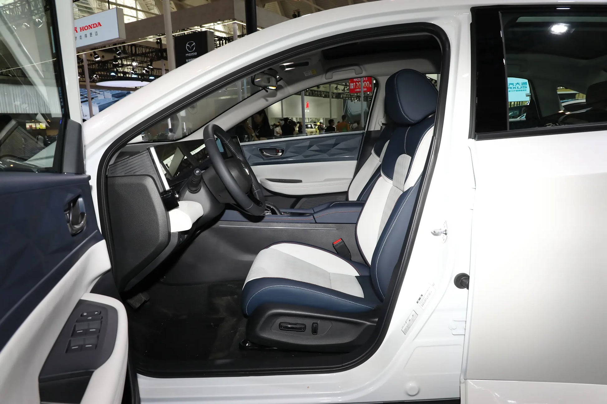 Dongfeng Honda Lingxi L