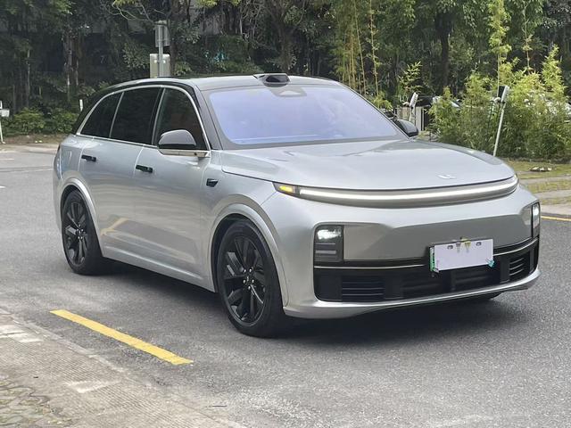 Pre - Owned 2023 Li L7 Max Edition