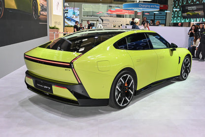 XPENG P7