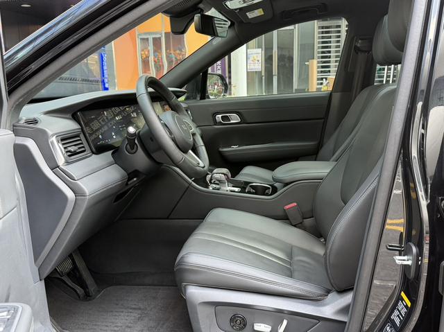 Pre - Owned 2020 Li ONE Extended - Range 6 - Seat Edition