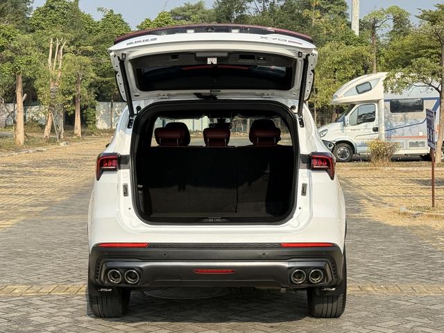 Certificated Pre-Owned Jetour X70 PLUS 2023 1.5T DCT Brave PLUS 5-Seater - u22272874