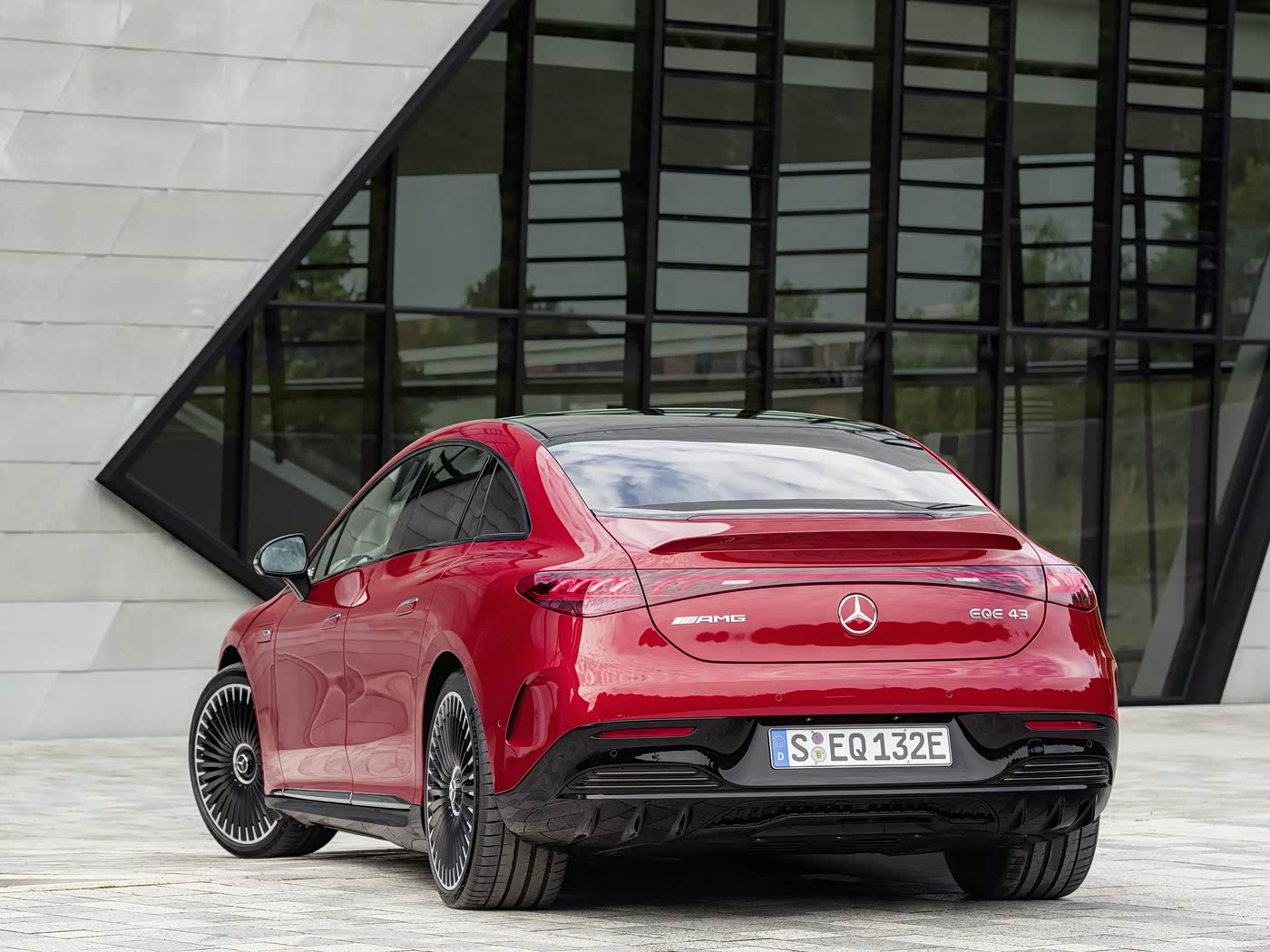 Mercedes-AMG Benz EQE AMG