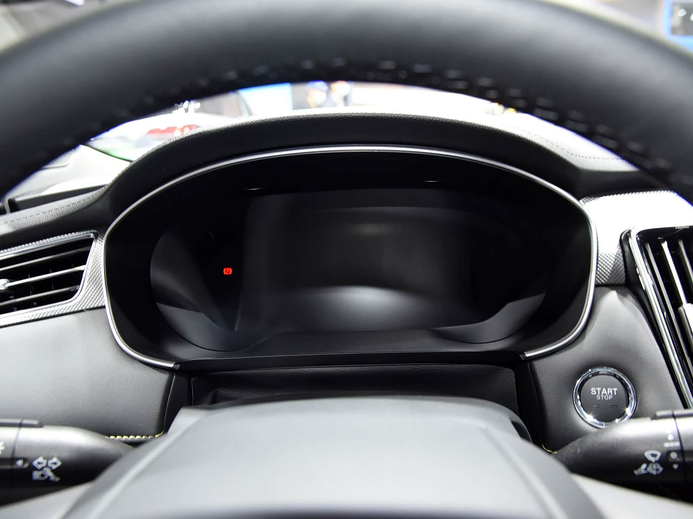 SAIC Motor Roewe i6 MAX EV