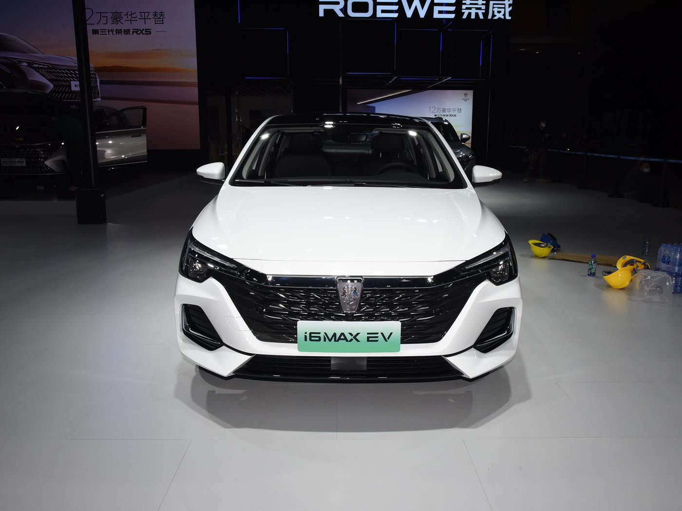 SAIC Motor Roewe i6 MAX EV