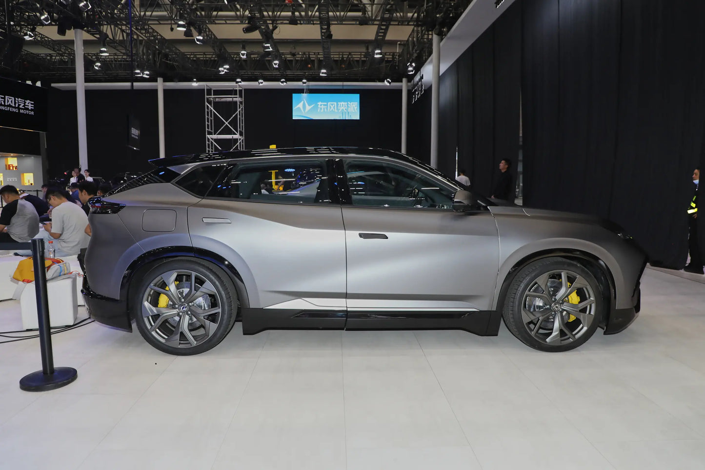 Dongfeng Fengshen L7 -Hybrid PHEV