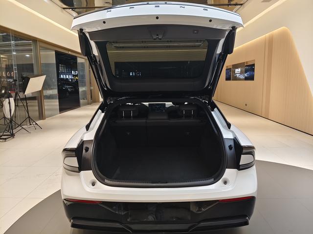 Certificated Pre-Owned XPENG P7+ 2024 Long Range Maxu21976268