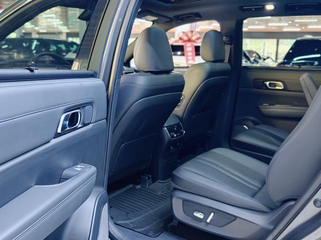 Pre-Owned Li ONE 2020 Extended - Range 6 - Seat Edition