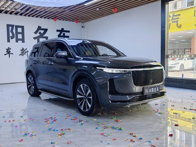 Pre-Owned Li ONE 2020 Extended - Range 6 - Seat Edition