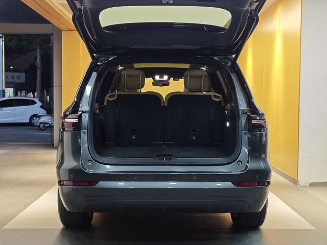 Pre-Owned Li Xiang ONE 2021 Extended-Range 6-Seater Version