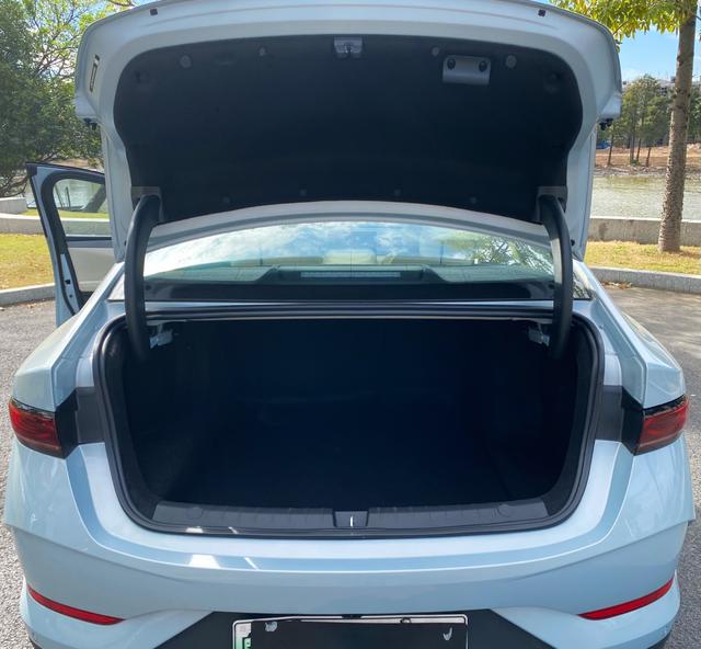 Certificated Pre-Owned BYD Qin PLUS DM 2025 Intelligent Driving Version DM-i 120KM Beyond Model -u21717376