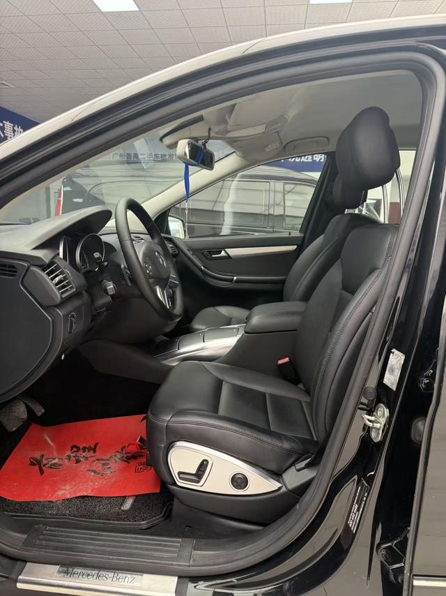 Certificated Pre-Owned Mercedes-Benz R-Class 2011 R 300 L Business Edition - u22053723