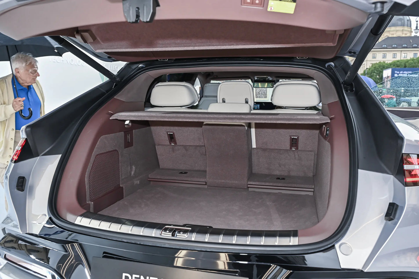 Denza Denza Z9GT DM -Hybrid PHEV