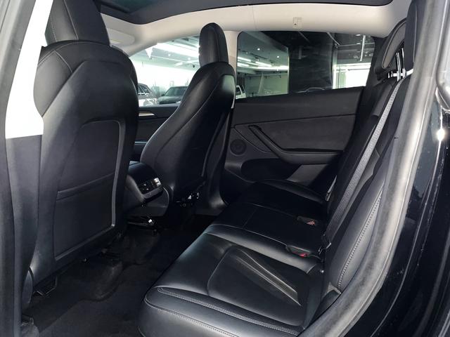 Pre-Owned Tesla Model Y 2021 Long Range All-Wheel Drive Version 3D3/3D7