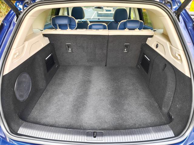 Certificated Pre-Owned VOYAH FREE 2021 4WD Standard Extended-Range Exclusive Luxury Package -u21795612