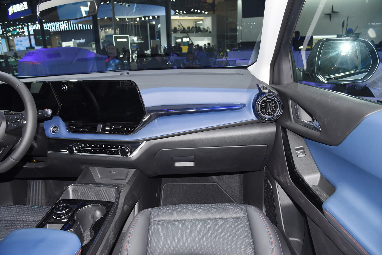 SAIC-GM Chevrolet Equinox Plus -Hybrid PHEV