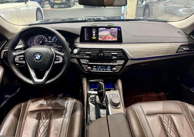 Certificated Pre-Owned BMW 5 Series PHEV 2019 530Le Luxury Package -u21857943