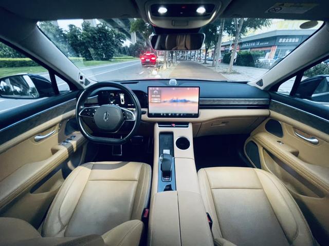 Pre-Owned AITO Wenjie M5 2022 Model Extended-Range 4WD Premium Version