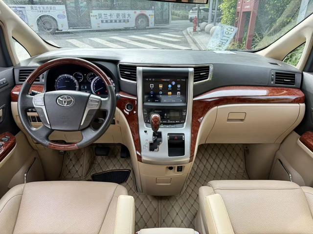 Certificated Used Alphard 2011 Model 3.5L Luxury Edition