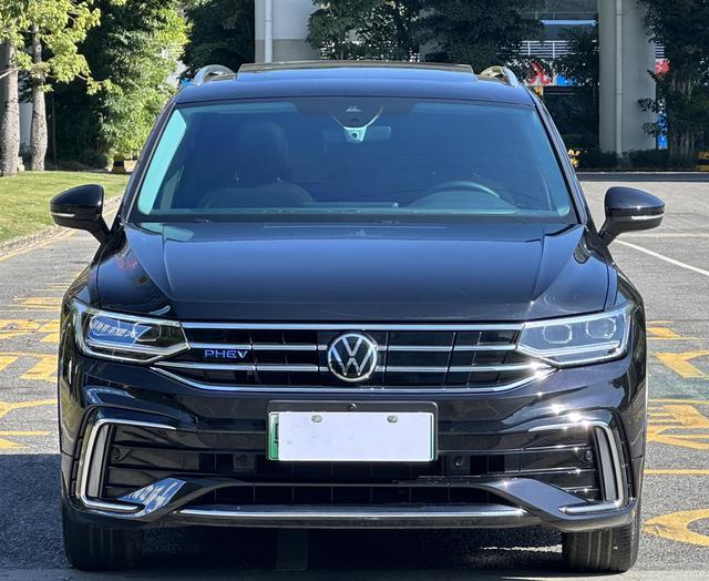 Certificated Pre-Owned Tiguan L PHEV 2023 430PHEV Plug-in Hybrid Premium Edition -u21553694