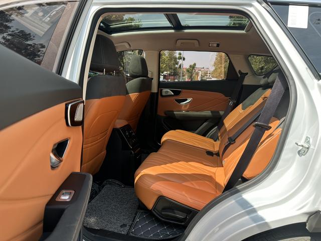 Certificated Pre-Owned Jetour Shanhai L7 2024 1.5TD DHT ULTRA -u21453284