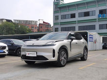 Certificated Pre-Owned Lynk & Co 08 EM-P 2023 220 AWD Performance Halo -u21901946