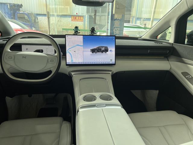 Certificated Pre-Owned XPENG X9 2024 702 Ultra-Long Range Max-u22299094