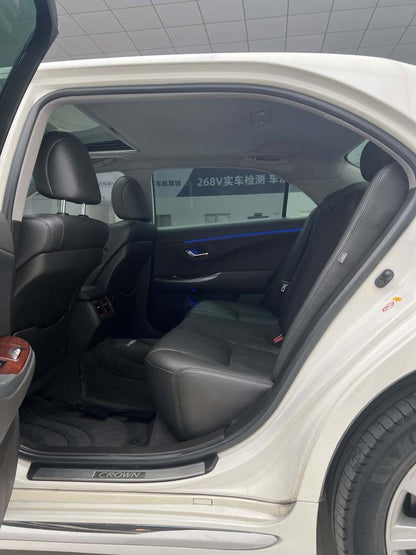 Certificated Used Crown 2012 Model 2.5L Royal Leather Edition