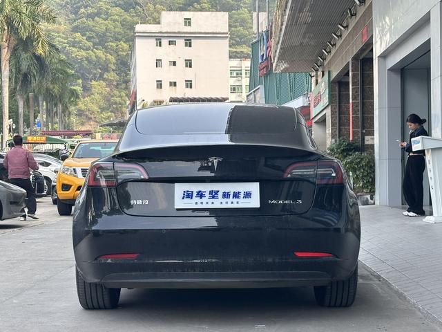 Pre-Owned Tesla Model 3 2022 Rear-Wheel Drive Edition