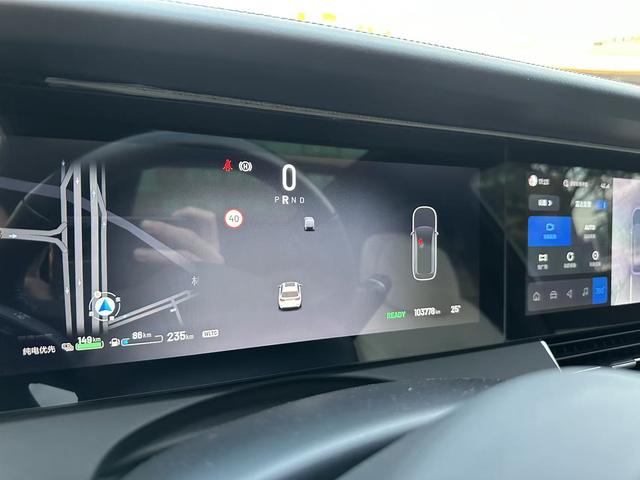 Pre - Owned 2021 Li ONE Extended - Range 6 - Seat Edition