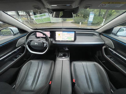 Certificated Pre-Owned XPENG P7 2023 586E-u22188803