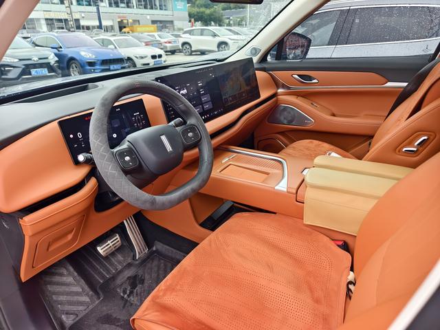 Certificated Pre-Owned GWM Lanshan 2025 4WD Max -u21864521