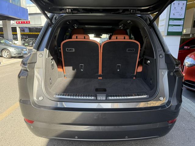 Pre-Owned Li L9 2022 Max Version