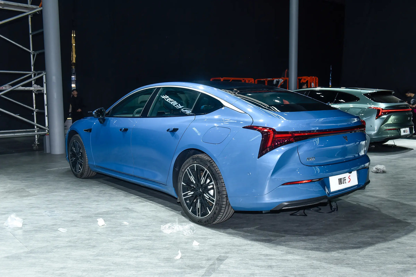 Hozon Auto Nezha S-Hybrid REEV