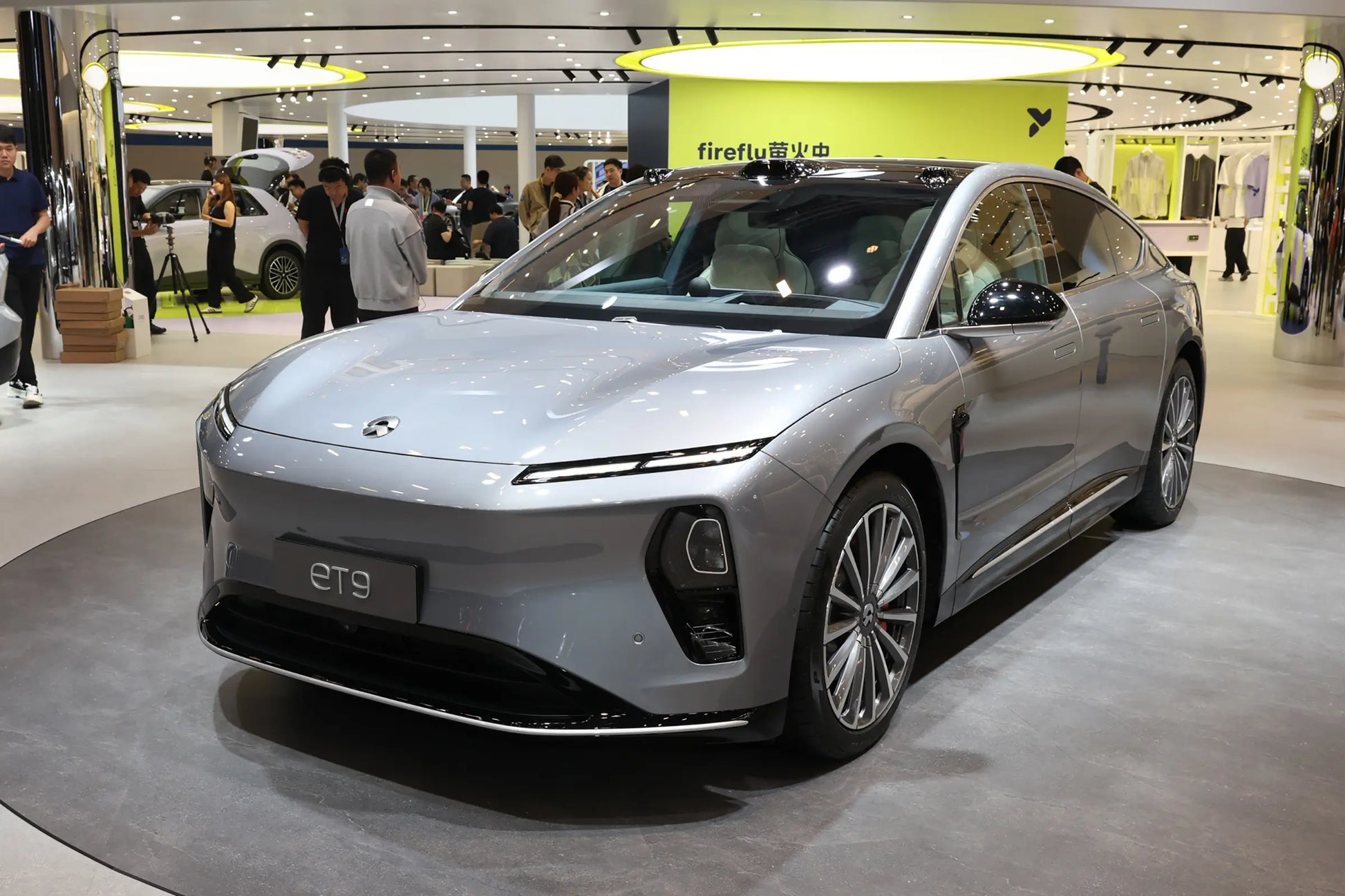 NIO ET9