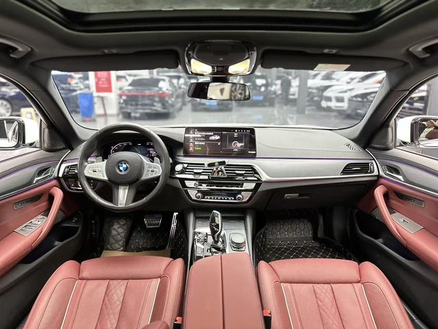 Certificated Pre-Owned BMW 5 Series 2023 Facelift 530Li Exclusive M Sport Package - u22049542