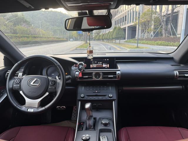 Certificated Pre-Owned Lexus IS 2015 200t F SPORT - u22351374