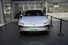 Dongfeng eπ007-Hybrid REEV