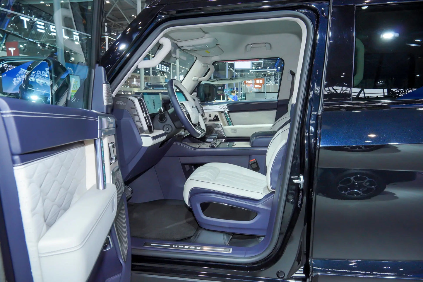 M-Hero 917-Hybrid REEV