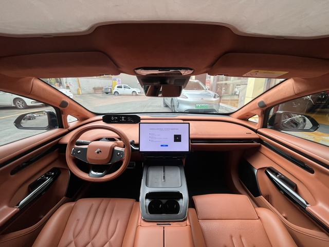 Pre-Owned Aion Hyper GT 2024 Global Edition 710km Ultra-High Voltage Lidar Version with Ternary Lithium Battery