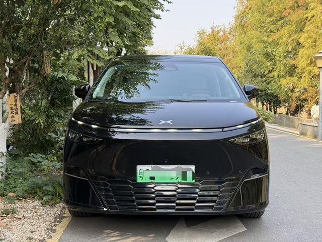 Certificated Pre-Owned XPENG X9 2024 702 Ultra Long Range Max-u22211515