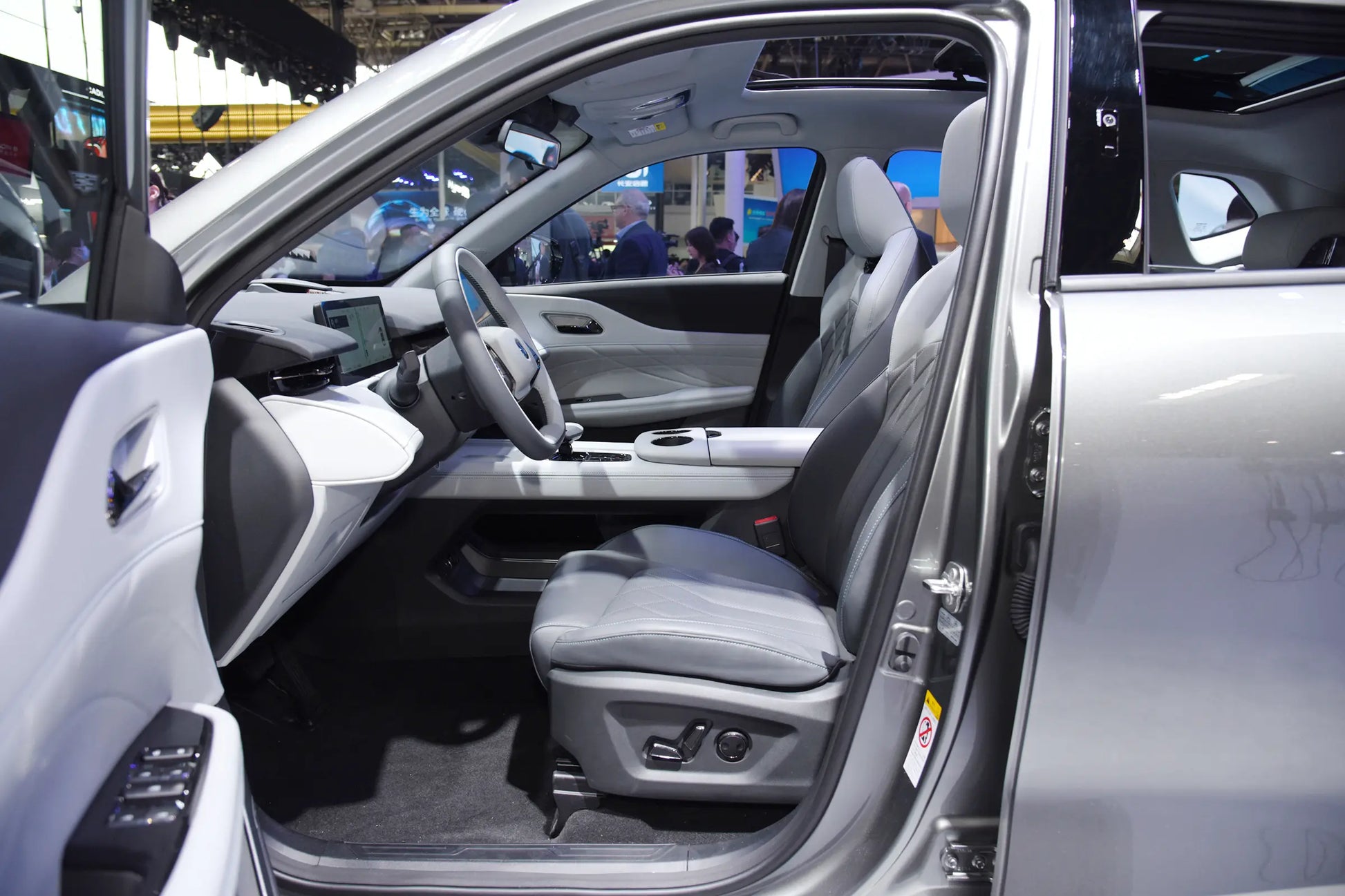 Changan Changan UNI-Z -Hybrid PHEV