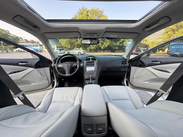 Certificated Pre-Owned Lexus ES 2012 240 Special Limited Edition - u22334314