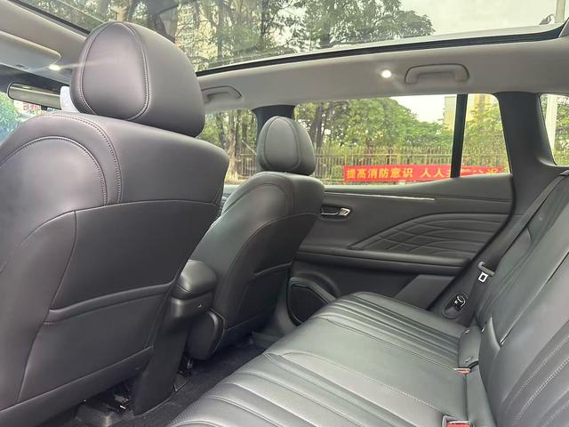 Pre-Owned AION V 2024 Model Tyrannosaurus 520 Smart Luxury Version