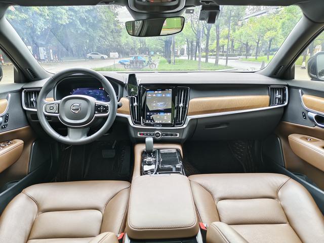 Certificated Pre-Owned Volvo S90 PHEV 2024 T8 AWD Long Range Inscription Luxury Edition -u21319598