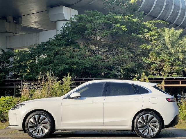 Pre - Owned 2022 AITO M5 Extended - range Rear - wheel Drive Standard Edition